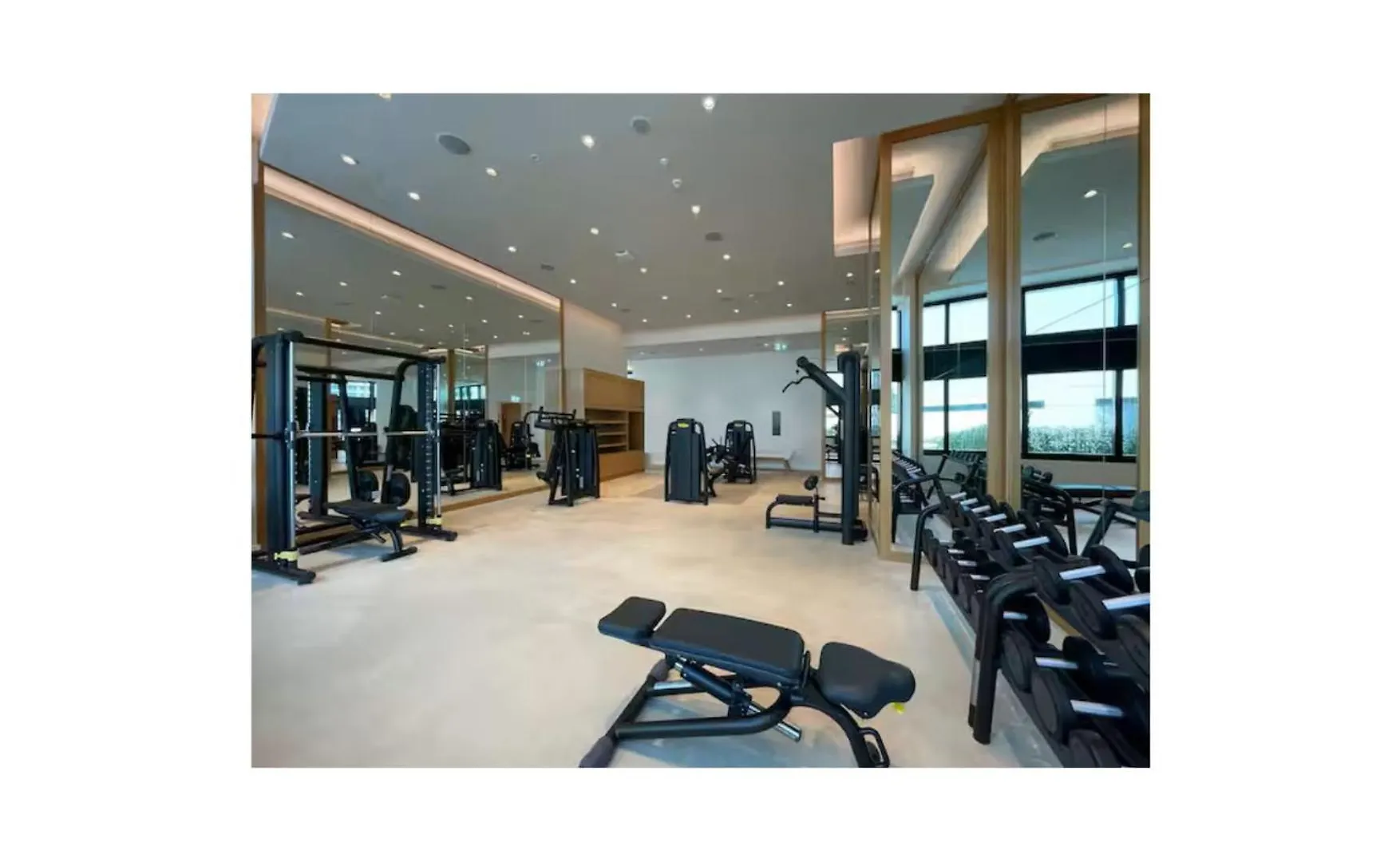 Apartment In Jbr, 2-Bedroom Rimal 1 Building Dubai 0*,